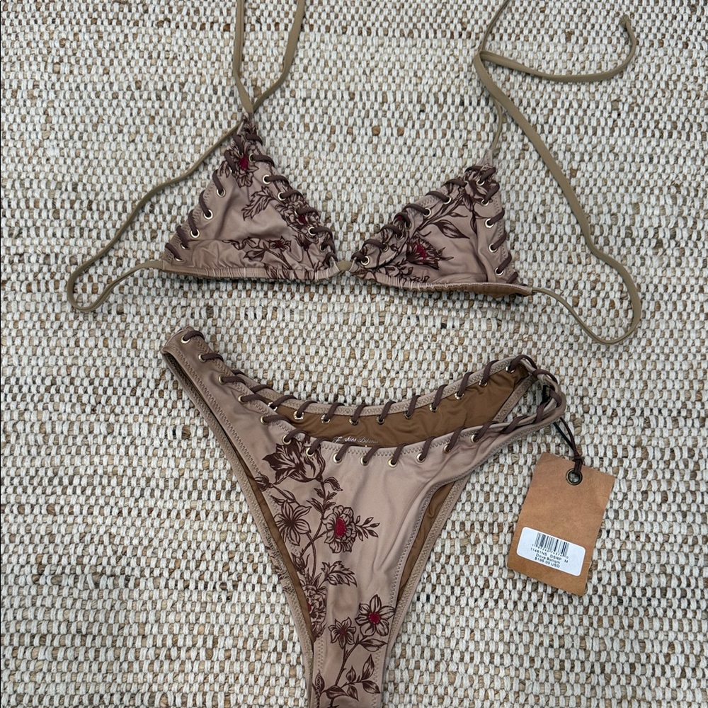 NWT FRANKIES DESERT ROSE BIKINI